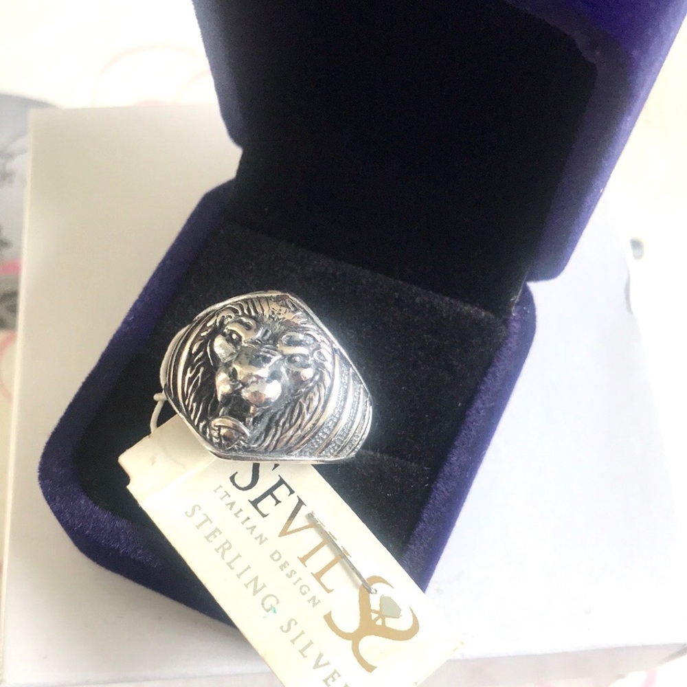 NWT Sterling silver lion head “Sevil Italian Design”